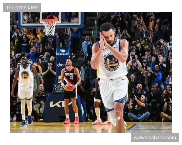 斯蒂芬库里以精准三分球和领袖气质引领球队书写全新篮球传奇